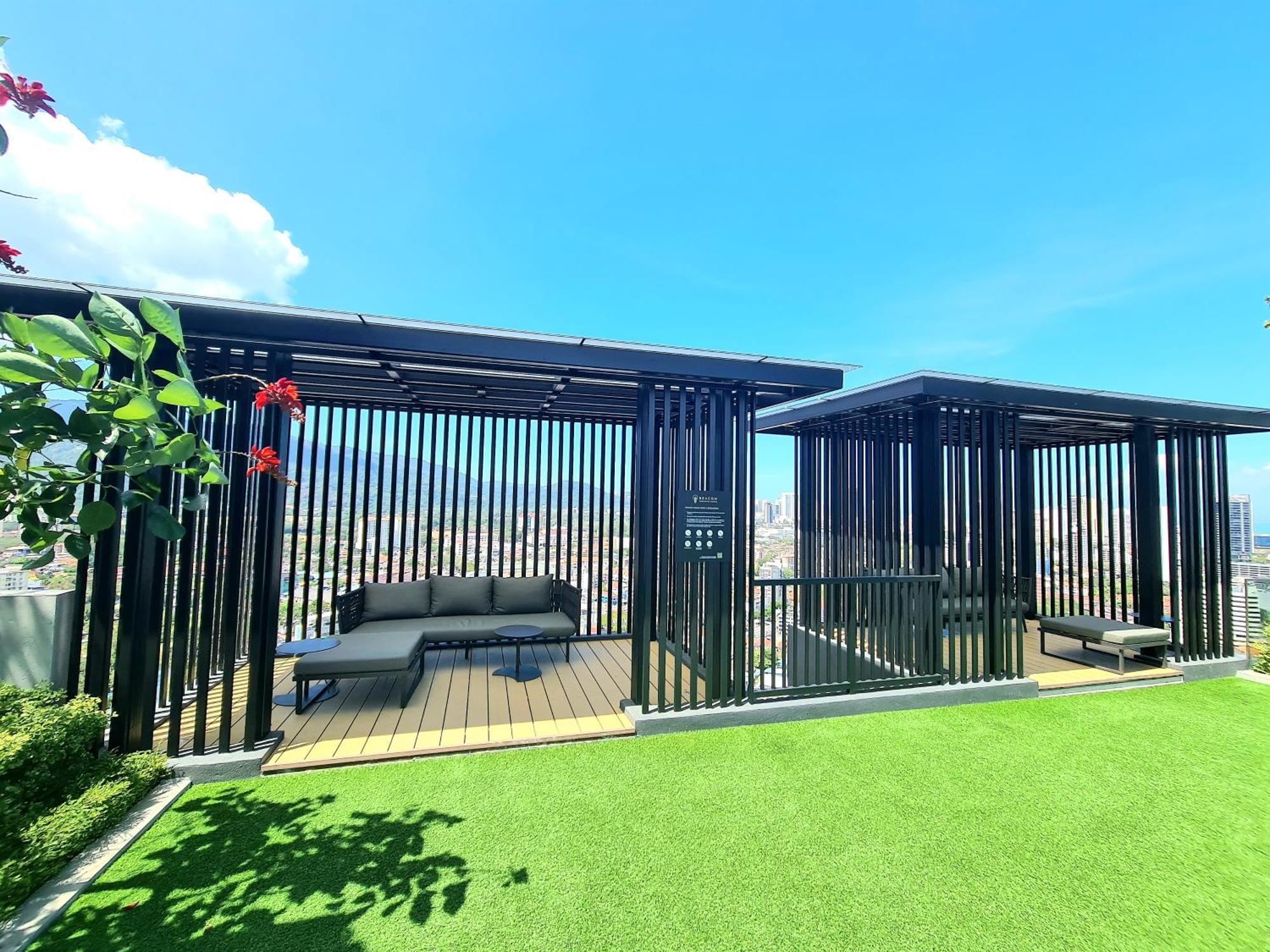 Beacon Executive Suite - Skypool Penang View George Town Exterior photo