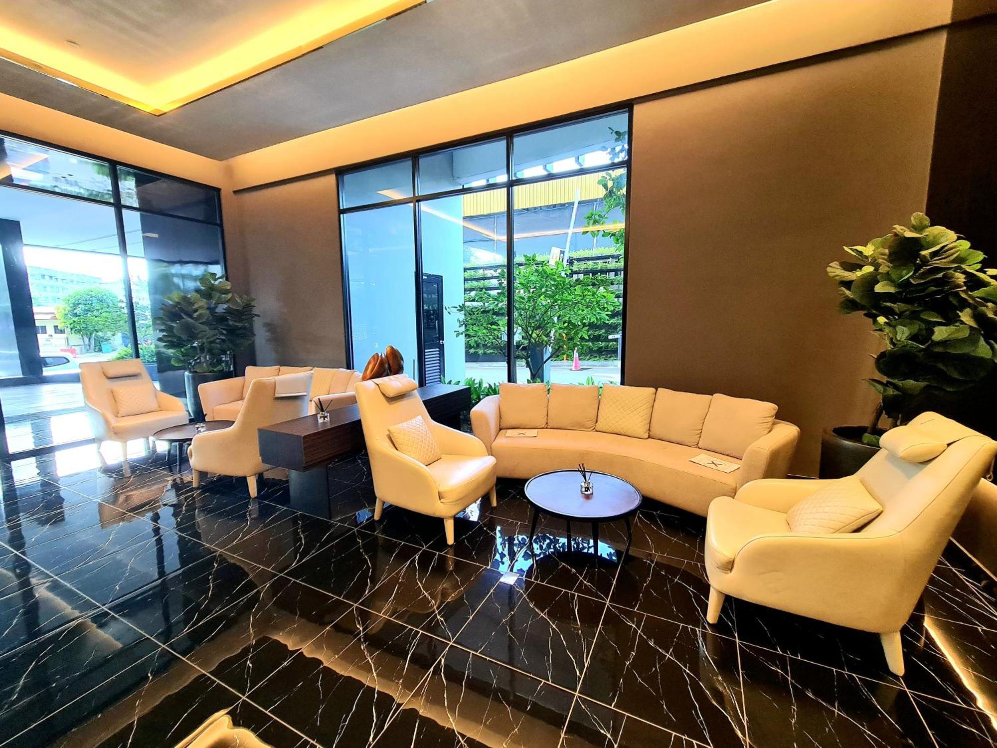 Beacon Executive Suite - Skypool Penang View George Town Exterior photo